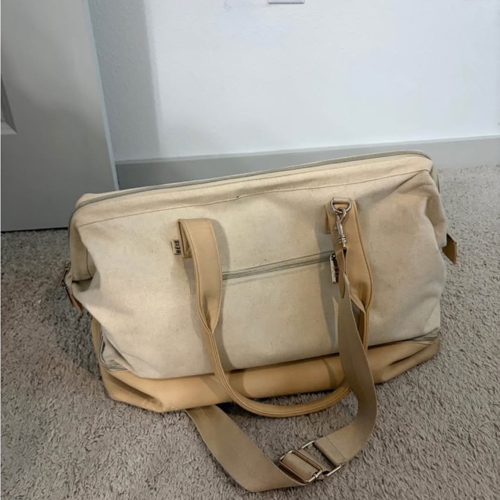 Beis Weekender - image 1